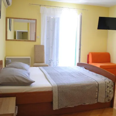 Apartment Ribarevic