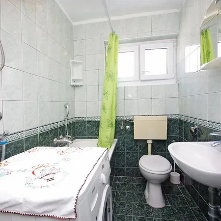 Apartment Ribarevic