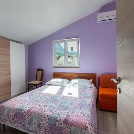 Apartment Ribarevic