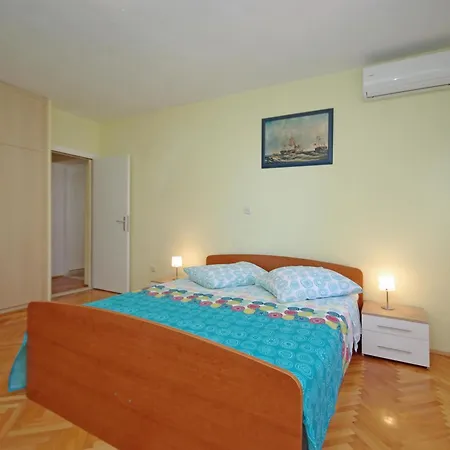Ribarevic * Makarska