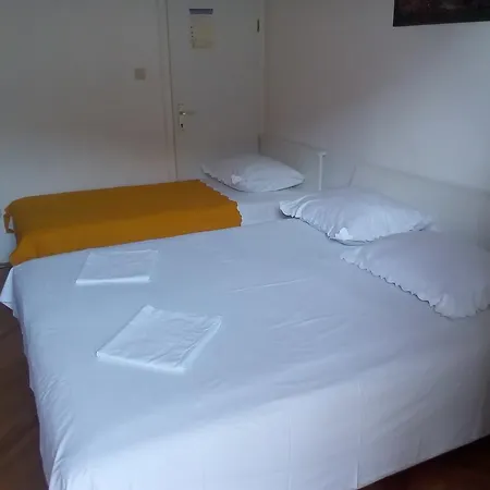 Ribarevic ماكارسكا