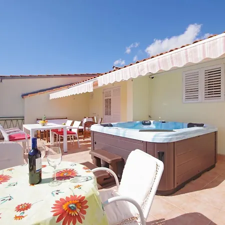 Apartment Ribarevic *
