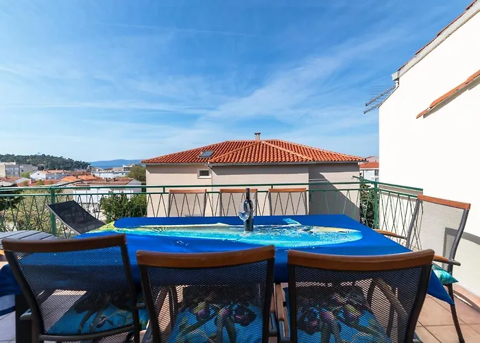 Apartment Ribarevic